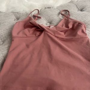 ATHLETA | Powervita Twist Cami